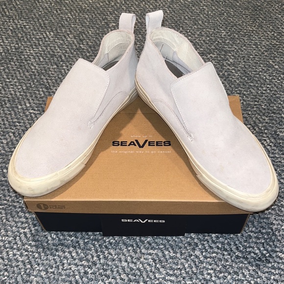 SeaVees Suede Huntington Middie Sneaker in Oyster Color Size 9 In Box - Picture 1 of 10